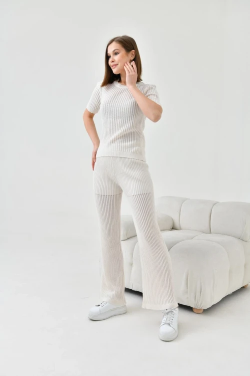 10713 TAŞ BİSİKLET YAKALI KISA KOLLU DELİKLİ DESENLİ PANTOLONLU TAKIM