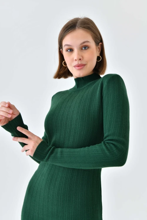 Kadın Elbise Boyunlu Yırtmaçlı Örme Elbise Zümrüt - 10582