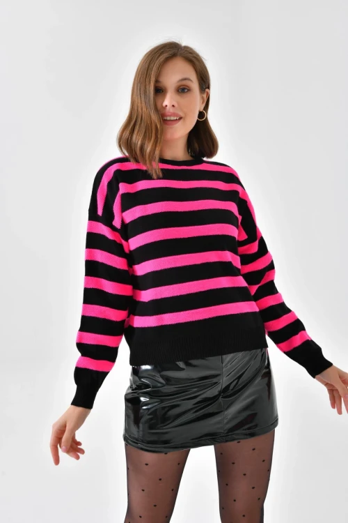 Kadın Kazak Bisiklet Yaka Çift Renk Bel ve Kol Lastikli Kadın Kazak Fuşya - 10465