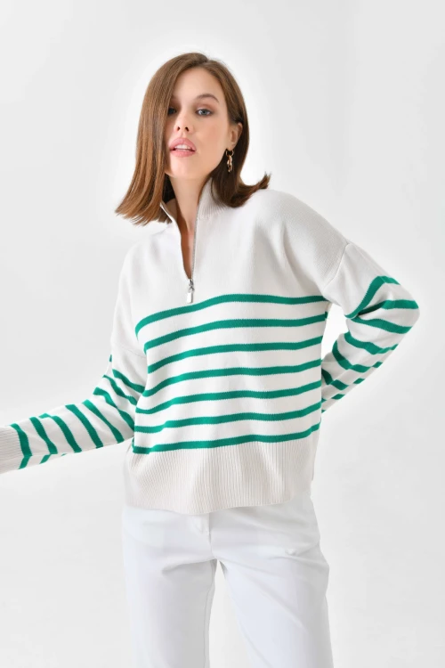 10341 KADIN YEŞİL YAKALI FERMUARLI ÇİZGİLİ DESENLİ  KAZAK