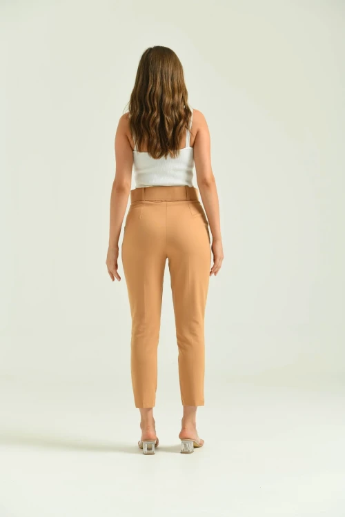Kadın Pantolon Kemer Detaylı Basic Kadın Pantolon Kahve - T018
