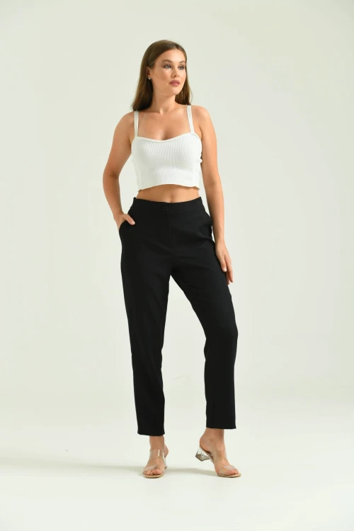 Kadın Kumaş Pantolon Düğme Detaylı Kadın Kumaş Pantolon Siyah - T013