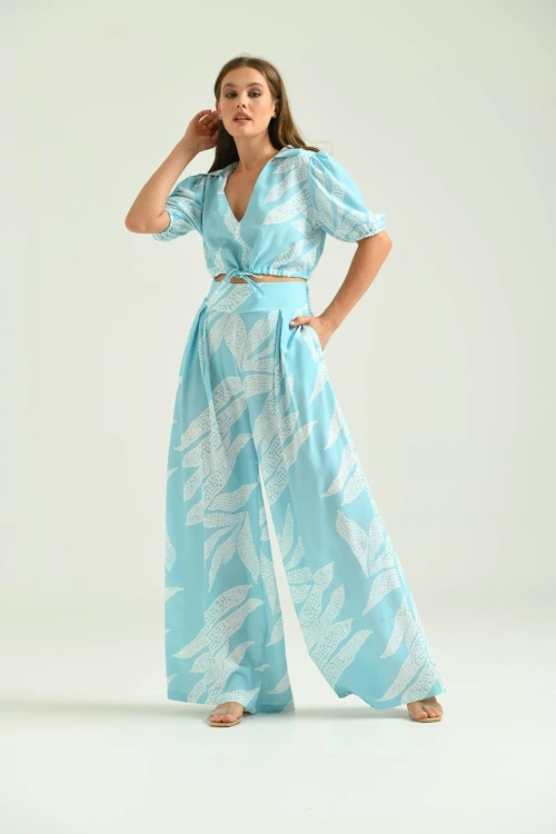 T113 B.MAVİ CROP TARZI BELDEN BAĞLAMALI DESENLİ PANTOLONLU TAKIM