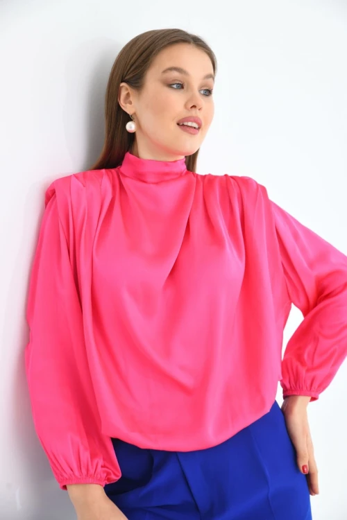 Kadın Gömlek Arkası Fermuarlı Vatkalı Omuz Dökümlü Saten Gömlek Fuşya - 30050