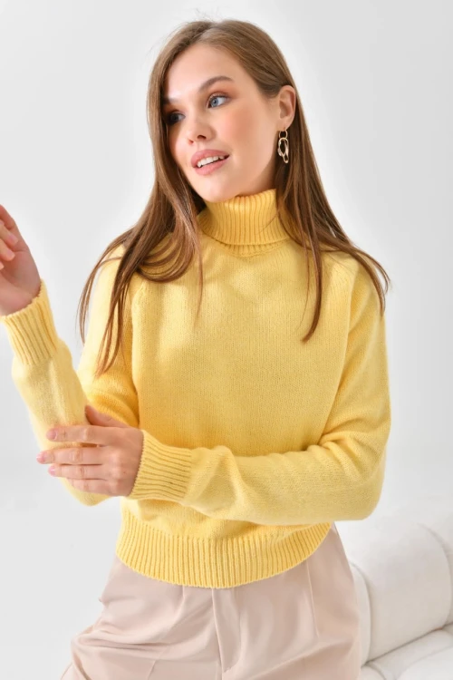 Kadın Kazak Boyunlu Kazak Kadın Kazak