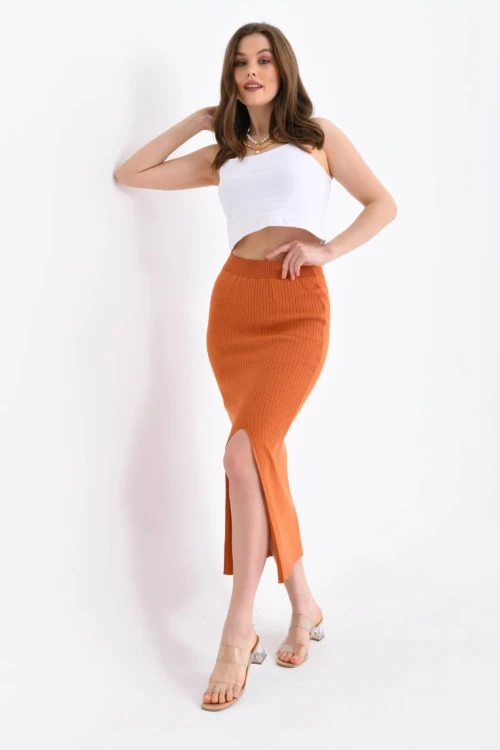 Kadın Etek Triko Bel Lastikli Yırtmaçlı Etek Kiremit - 10169