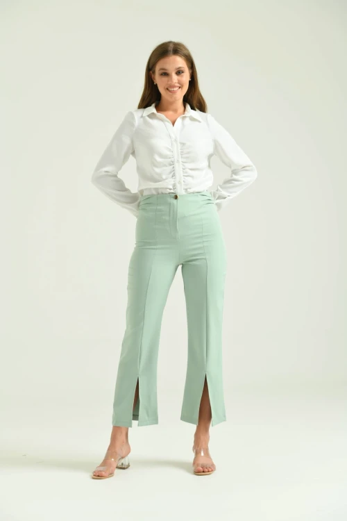 Kadın Pantolon Yan Büzgülü Paça Yırtmaçlı Kumaş Pantolon Mint - T033