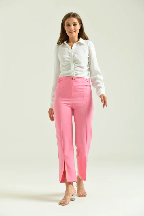 Kadın Pantolon Yan Büzgülü Paça Yırtmaçlı Kumaş Pantolon Pembe - T033