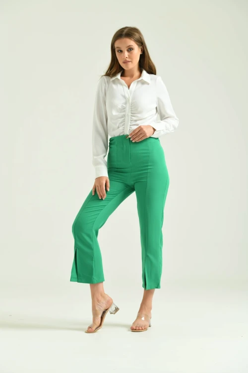 Kadın Pantolon Yan Büzgülü Paça Yırtmaçlı Kumaş Pantolon Yeşil - T033