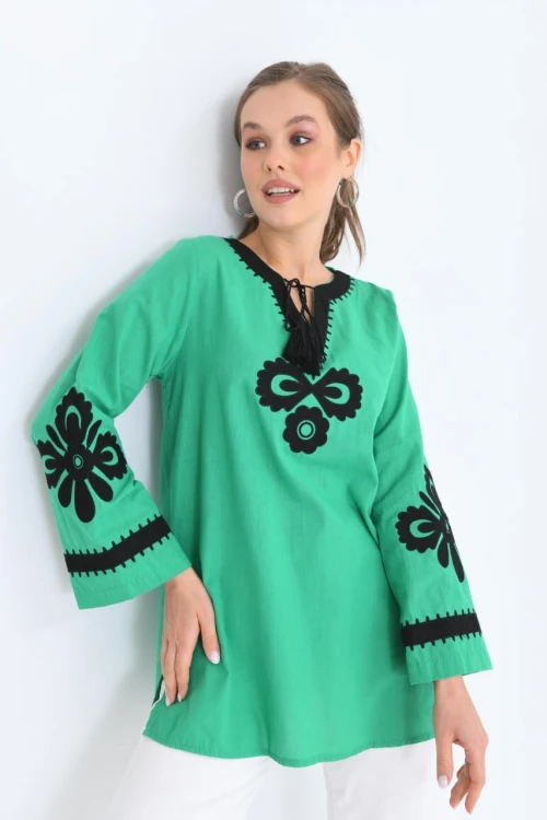 Kadın Bluz Desenli V Yaka Bağlamalı Kadın Bluz Yeşil - 23100