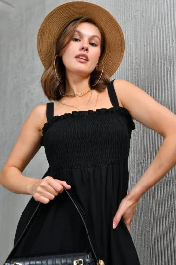 24021 SİYAH ASKILI GÖĞÜS BÜZGÜLÜ GENİŞ MODEL ASTARLI UZUN ELBİSE