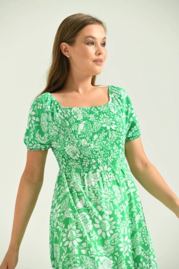 T097 B.YEŞİL YAKA KOL VE BEL  LASTİK BÜZGÜLÜ KISA KOLLU KARE YAKA UZUN ELBİSE