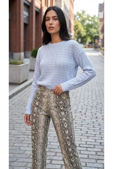 Kadın Kazak Çiçek Desenli Delikli Kazak Kadın Kazak