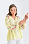 Kadın Bluz Omuz ve Kolları İşlemeli Büzgülü Kadın Bluz Sarı - 33035